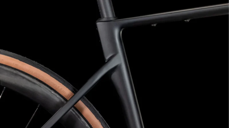 Cube Attain C:62 SLT carbon´n´rainbow (2025) – Image 3