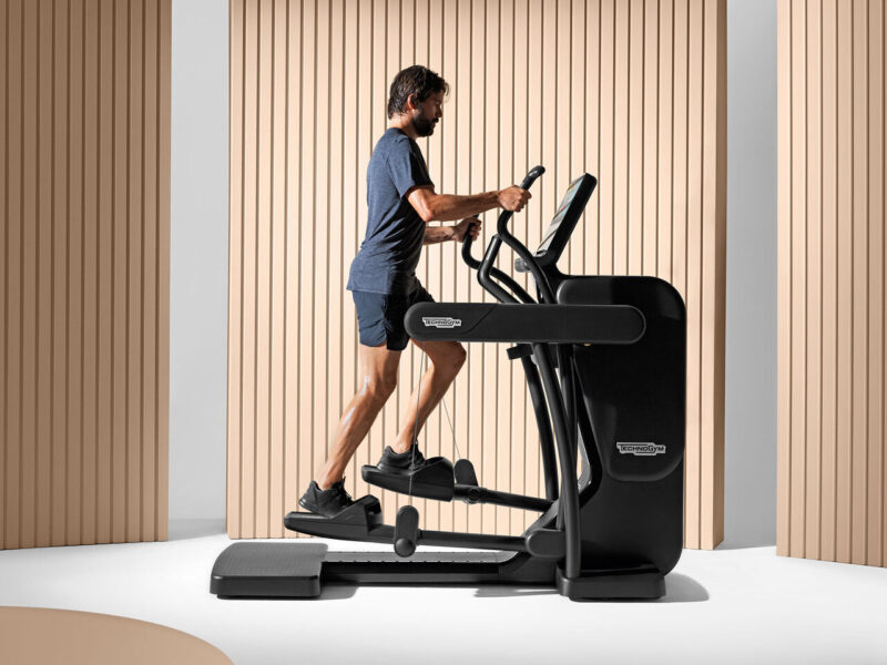 Vélo Elliptique Pro Technogym Artis® Vario – Image 3